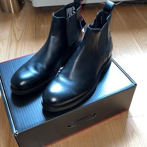 Wolverine Blvd Men’s Black Chelsea Boots - BRAND NEW
